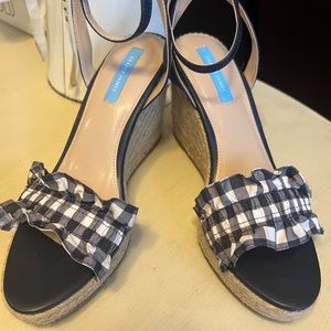 Brand New Draper James Abigail Espadrilles size 9, Navy Gingham Print